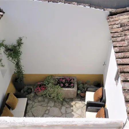 Casa Da Buganvilia * Obidos
