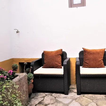 Casa Da Buganvilia * Obidos